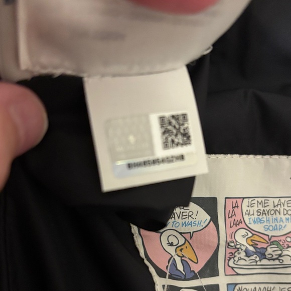 Moncler Girls Quilted Black Puffer Jacket with Detachable Hood 2T - Picture 10 of 11